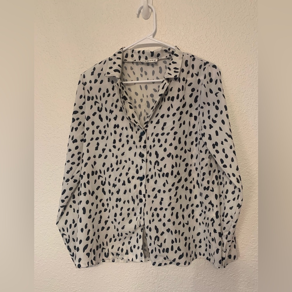 ECOWISH Women Sz S White Black Long Sleeve Animal Print Button Up Blouse - Picture 3 of 8